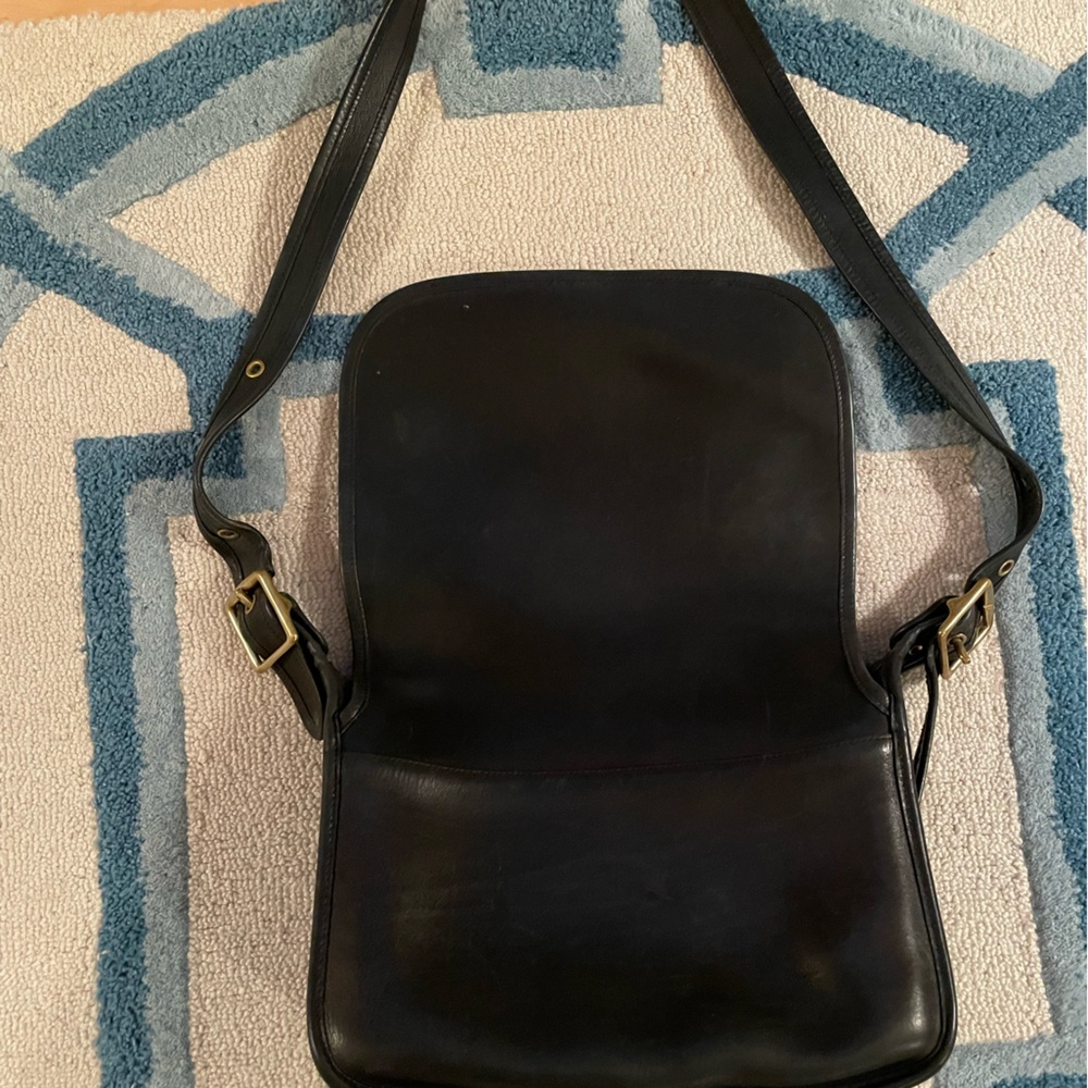 Vintage Coach authenticated “Patricia Legacy” shoulder bag.